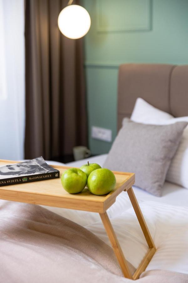 Area2 Center Luxury Apartment Риека Экстерьер фото