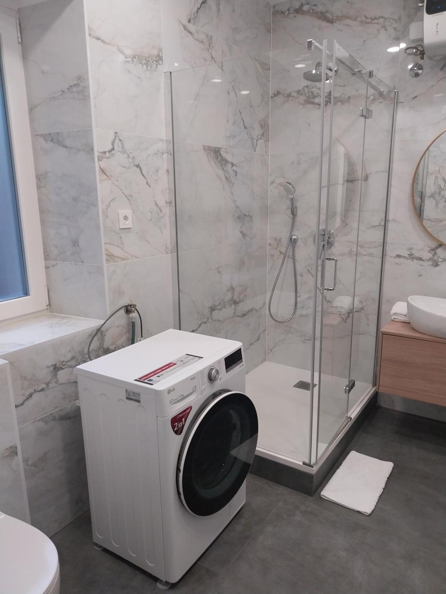 Area2 Center Luxury Apartment Риека Экстерьер фото